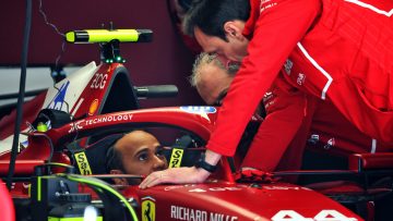 Hamilton addresses engineer tension with Verstappen ‘abuse’ comparison
