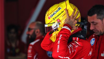 LIVE: Reaction as Hamilton roars to China Sprint pole; Verstappen P2