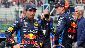 Perez in talks with F1 team over comeback