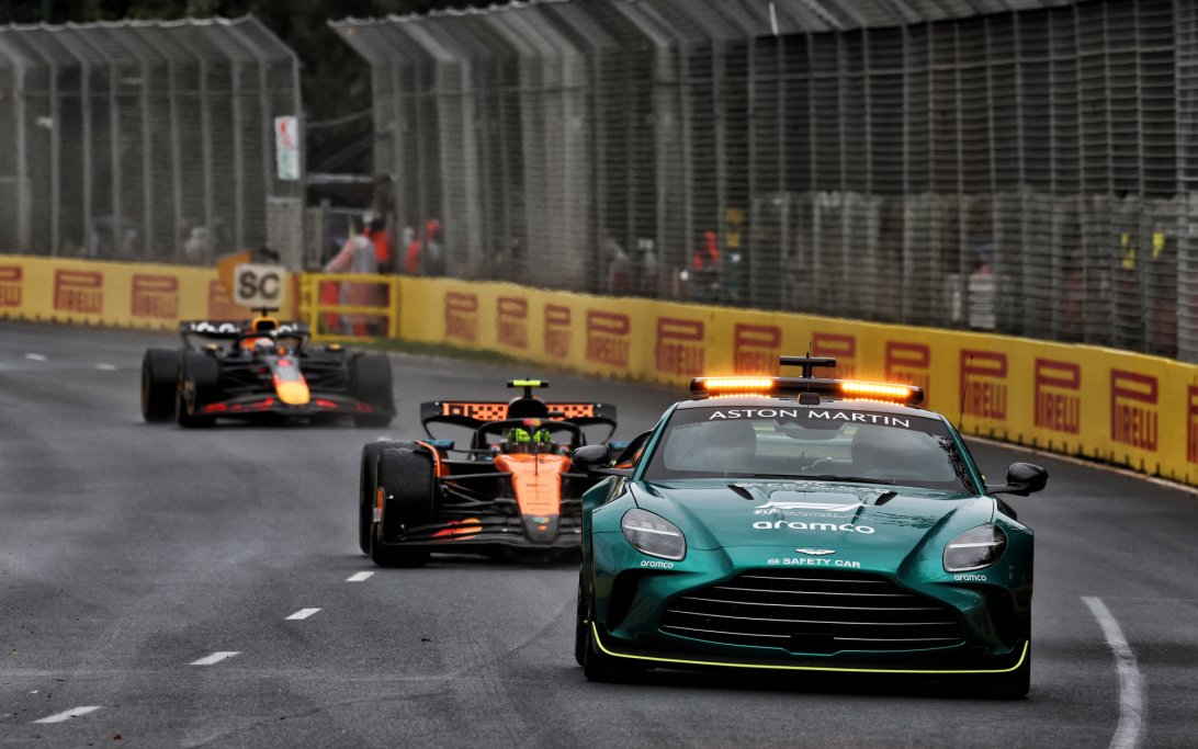 Safety car