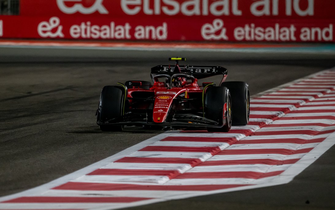 Sainz Abu Dhabi