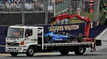 Sainz Australia crash