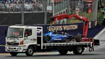 Carlos Sainz rues overlooked 'incredible chance' after costly Australian GP crash