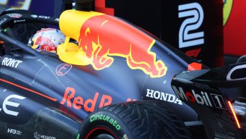 Red Bull approached FIA over controversial rear wings - report
