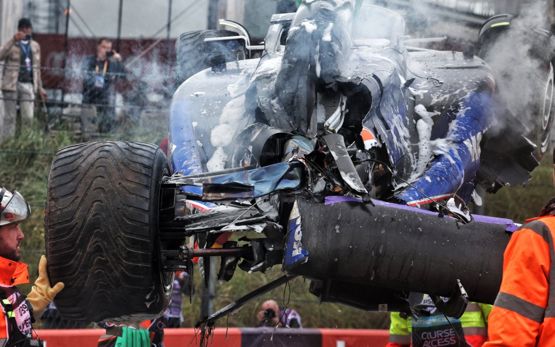 Sargeant crash FP3 Zandvoort