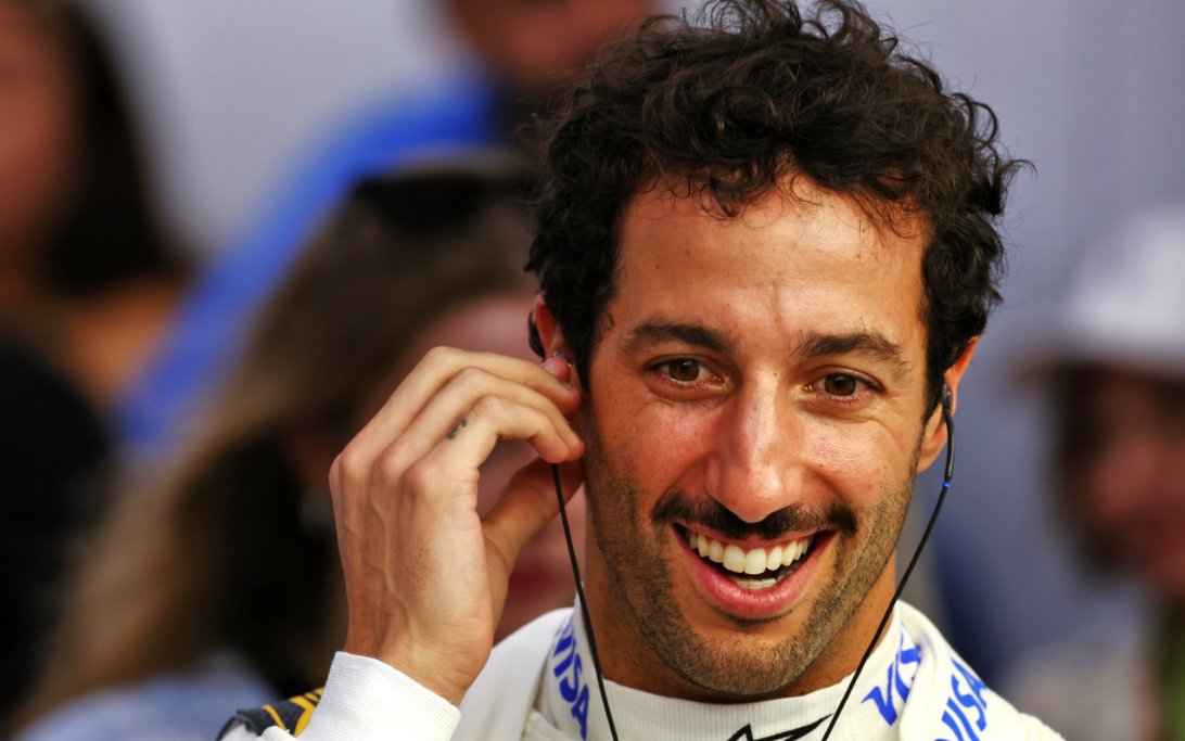 Ricciardo race Singapore