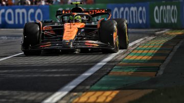 LIVE: Reaction as Piastri tops intriguing final Australian GP practice