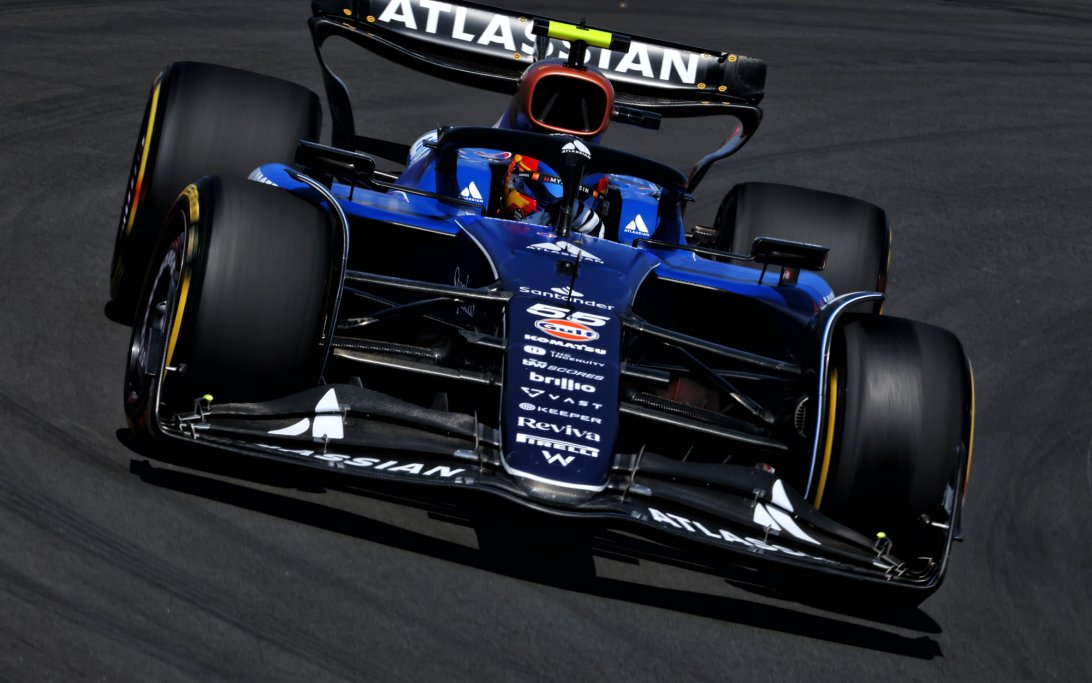 Sainz FP1 China
